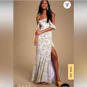 Lulus long off the shoulder dress new with tags. Purple and yellow accents